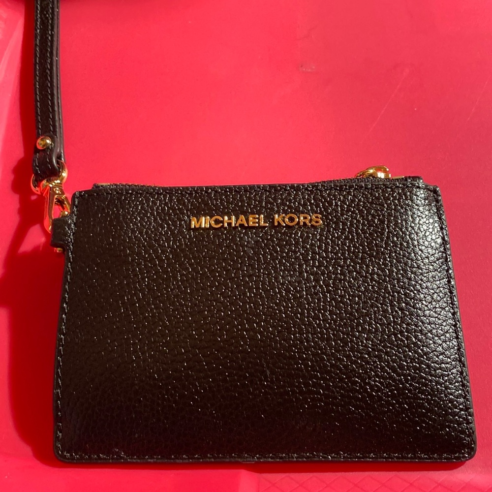 Michael Kors change purse